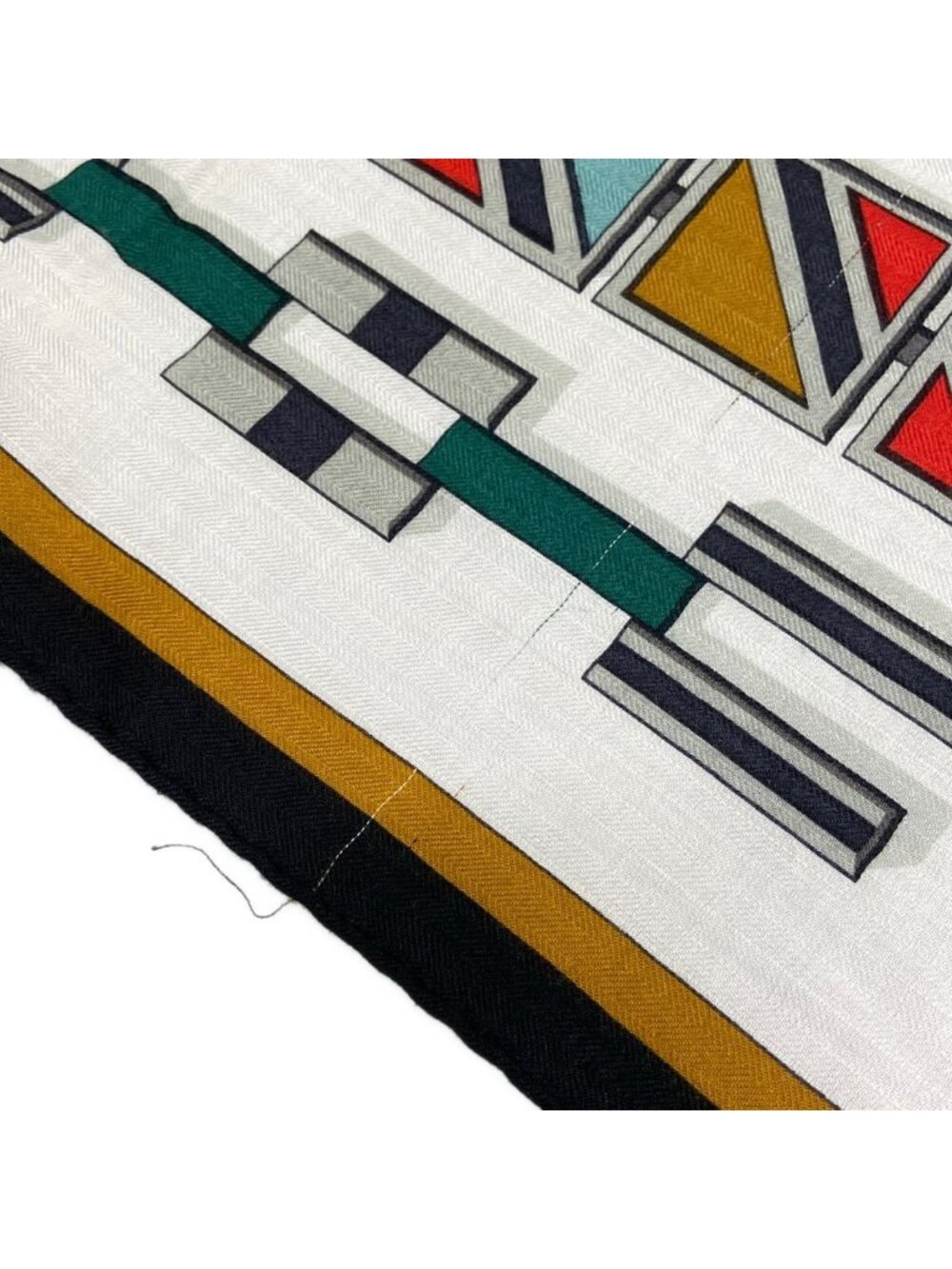 Hermes Shawl Carre Geant 140 Ivory Black Multi en Boucles Cashmere Silk Scarf - Picture 7 of 8